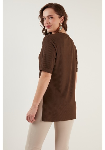 Lela Oversize Bisiklet Yaka Yırtmaç Detaylı Bayan Bluz 5863683 Kahve