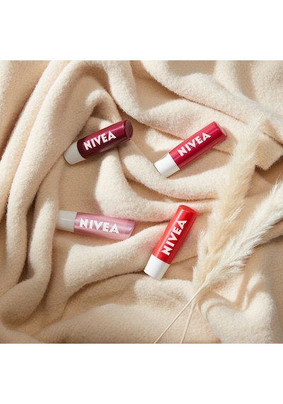 Nivea Lipstick Böğürtlen Dudak Bakım Kremi 2 x 4.8 G