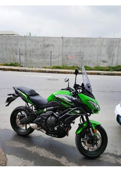 15-18 Kawasaki Versys Uzun Ön Cam Zeus Açık Füme 48cm 4mm