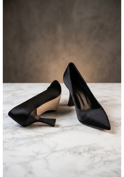 Shoetek Vienatta Kadın Stiletto İnce Topuklu Parlak Siyah Saten