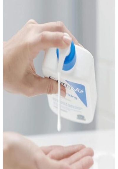 Nemlendirici Losyon Kuru Ciltler Seramid Ve Hyalüronik Asit İçerikli Yüz Vücut 236ml 3337875597210