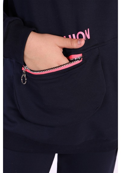 Toontoy Kids Toontoy Kız Çocuk 2'li Takım Baskılı Kapüşonlu Torba Cepli Asimetrik Sweatshirt & Beli Paçası Lastikli Cepli Jogger Eşofman Altı - 2 İpilk Lacivert Toontoy Kids Toontoy Kız Çocuk 2'li Takım Baskılı Kapüşonlu Torba Cepli Asimetrik Sweatshirt & Beli Paçası Lastikli Cepli Jogger Eşofman Altı - 2 İpilk Lacivert