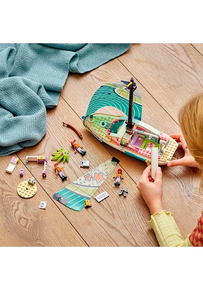 LEGO® Friends 41716 Stephanie’nin Yelkenli Macerası 309 Parça
