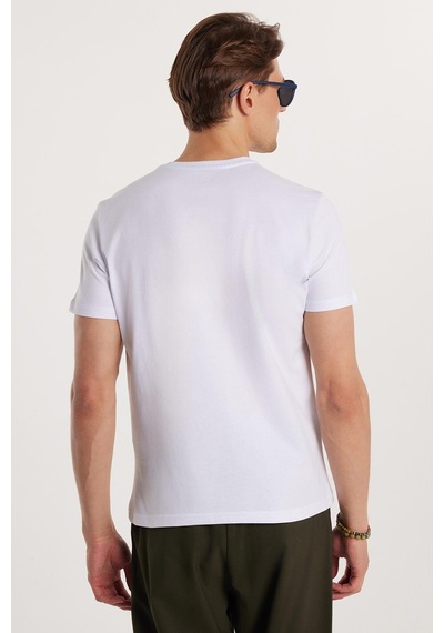 Tudors Erkek Slim Fit Dar Kesim %100 Pamuk Yumuşak Dokulu Baskılı Beyaz Bisiklet Yaka Tişört-33129 Beyaz Tudors Erkek Slim Fit Dar Kesim %100 Pamuk Yumuşak Dokulu Baskılı Beyaz Bisiklet Yaka Tişört-33129 Beyaz