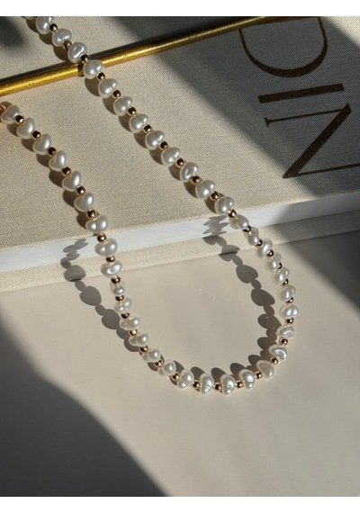 Altın Top Detaylı Beyaz İnci Kolye Choker Model Altın