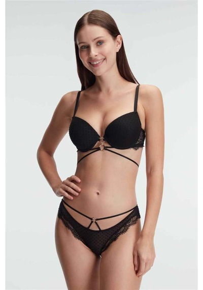 3dsepetimm Balenli Destekli Dolgulu Göbek Detaylı Puantiyeli Dantelli Sütyen Ve Slip Takım Siyah 3dsepetimm Balenli Destekli Dolgulu Göbek Detaylı Puantiyeli Dantelli Sütyen Ve Slip Takım Siyah