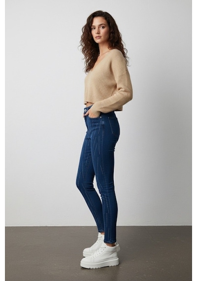 Kene Jeans Kadın Çapraz Taşlı Lacivert Kot Dar Paça Lacivert