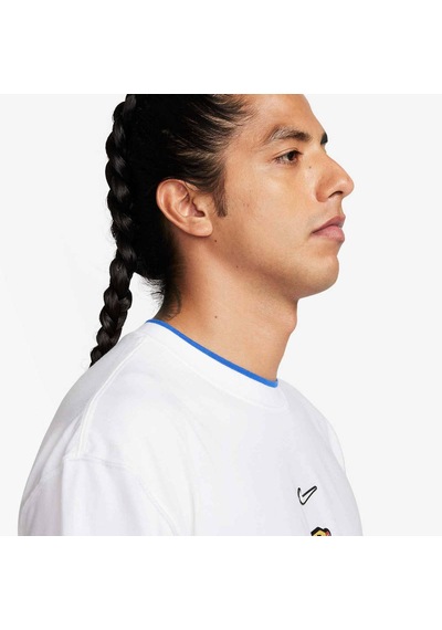 Nike Sportswear Air Tuned Patch Beyaz Erkek T-shirt-fv0066-100-tanemsport Beyaz