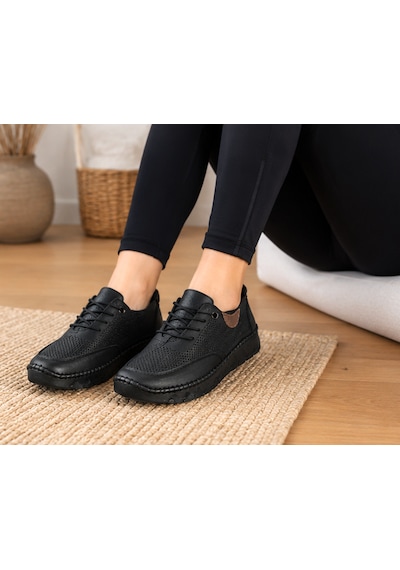 Castle Black 22425 Kadın Hakiki Deri Silikon Taban Günlük Comfort Ayakkabı Siyah