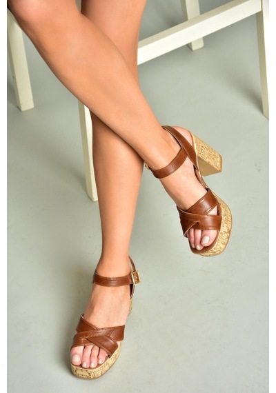 Fox Shoes U996251509 Taba Platform Kalın Topuklu Kadın Ayakkabı Taba