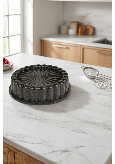 26 Cm Döküm Tart Kalıbı Kaydırmaz Tabanlı Siyah