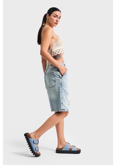 it's basic Kadın G Kot Rengi Baggy Fit Bol Kesim Yırtık Detaylı Denim Şort Lazer Kot Rengi