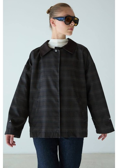 Olcay Ekose Desenli Su İtici Özellikli Pelerin Detaylı Kısa Trençkot Kahve 6942