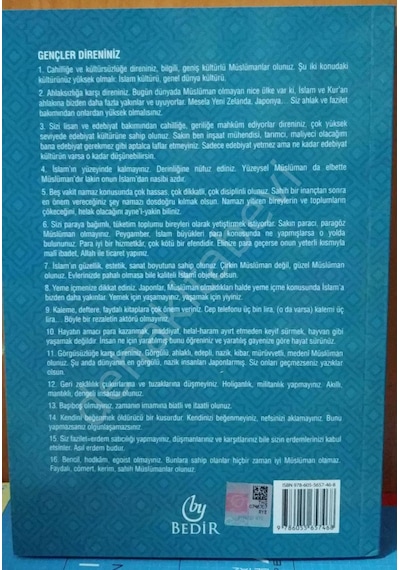 Vasıflı Müslüman Genç  - Mehmed Şevket Eygi  - Bedir Yayınları