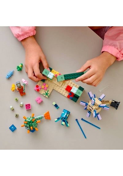 LEGO® Minecraft 21180 Gardiyan Savaşı 255 Parça