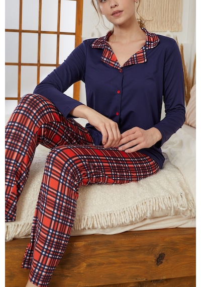 Siyah İnci Gömlek Yaka Düğmeli Milan Örme Pijama Takım25224004 Lacivert Siyah İnci Gömlek Yaka Düğmeli Milan Örme Pijama Takım25224004 Lacivert