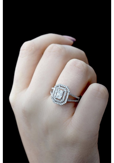 0.75 Ct Modern Tasarım Baget Kare Tektaş Yüzük