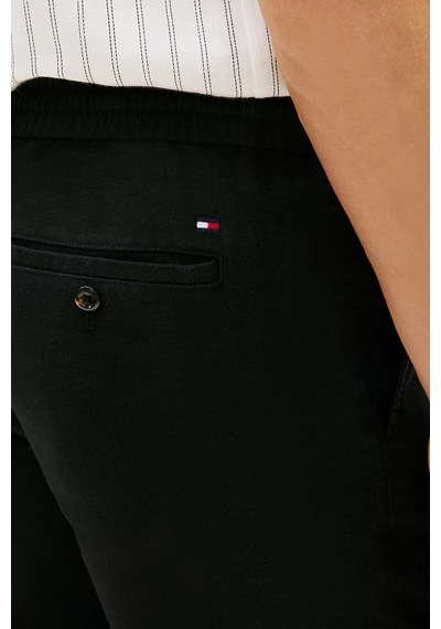Tommy Hilfiger Keten Tapered Fit Daralan Paça Chino Pantolon Erkek Pantolon Mw0mw42336 Bds Siyah Tommy Hilfiger Keten Tapered Fit Daralan Paça Chino Pantolon Erkek Pantolon Mw0mw42336 Bds Siyah