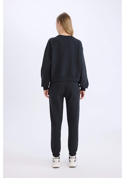 Defacto Regular Fit 2li Takım Kalın Bisiklet Yaka Sweatshirt Esnek Belli Jogger Eşofman Altı D8022axnsar191 Antrasit Defacto Regular Fit 2li Takım Kalın Bisiklet Yaka Sweatshirt Esnek Belli Jogger Eşofman Altı D8022axnsar191 Antrasit