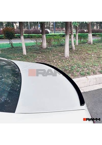 Bmw G60 Bagaj Spoiler Parlak Siyah Model 1
