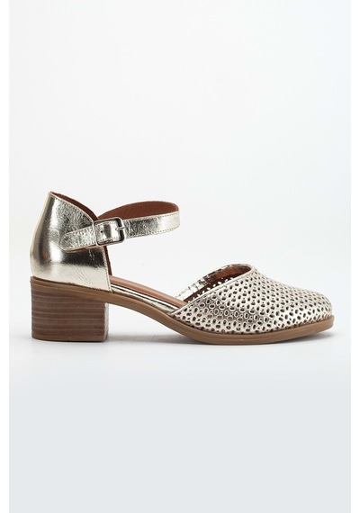 Analin Shoes Kadın Hakiki Deri Burnu Kapalı Delikli Sandalet Altın