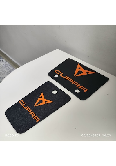 Cupra Formentor Bardaklık Ve Şarj Bölmesi Kapağı