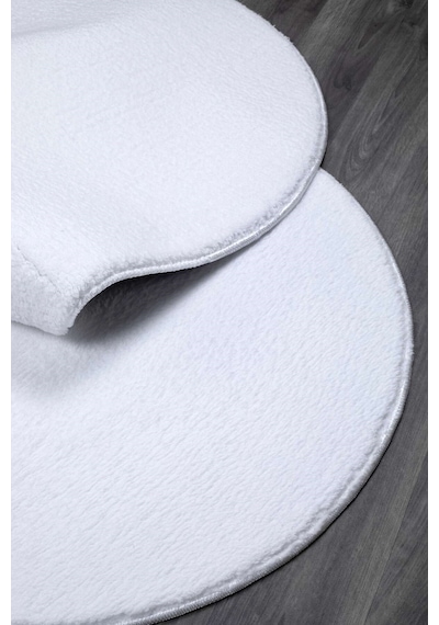 Vl Oval Comfort Overloklu Beyaz Peluş Halı Beyaz Oval Overlok