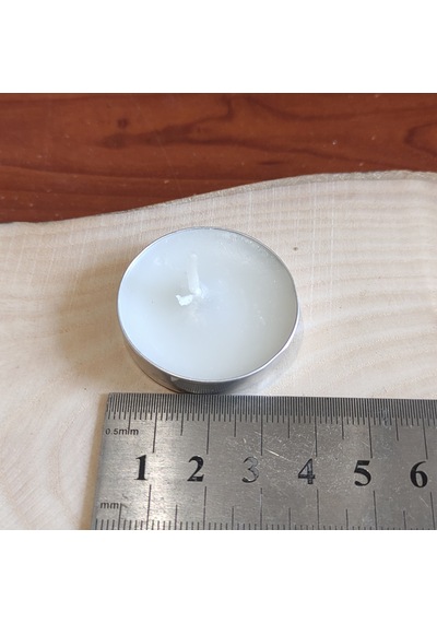 50'li Paket Tealights Mum 6gr 3,5 Cm Genişlik X 7 Mm Yükseklik