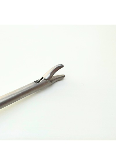 Laparoskopik Aletler-praticmed - Needle Holder - Sol El - Curved