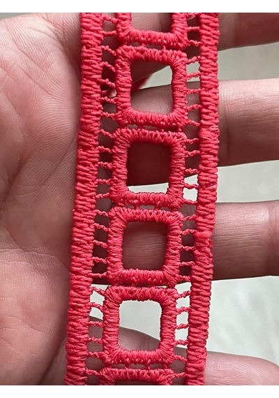 Zincir Şerit Tasarım Dekoratif Etnik Desen Kırmızı Şerit 1 Metre En 3 Cm