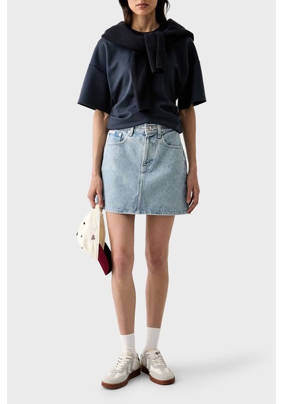Calvin Klein Logolu Oversize Yuvarlak Yaka T Shirt Lv047g235gcge Bayan T Shirt Lv047g235g Cge Lacivert Calvin Klein Logolu Oversize Yuvarlak Yaka T Shirt Lv047g235gcge Bayan T Shirt Lv047g235g Cge Lacivert