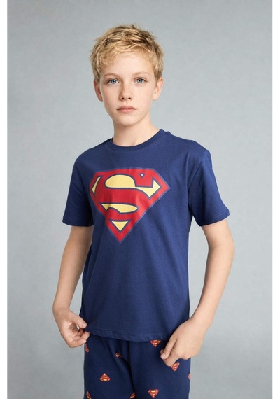 Defacto Superman Lisanslı Regular Fıt Elastik Bel Şortlu 2li Lacivert Pijama Takımı Erkek Çocuk H8145a826hsnv42 Lacivert-nv42