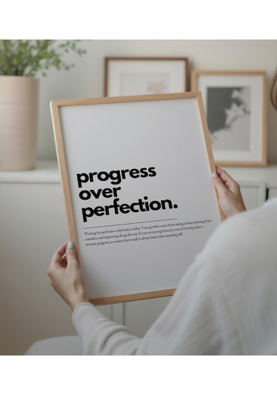 Motivasyon Posteri, Mükemmellikten Önce İlerleme, Moral Verici Söz, Pozitif Titreşimler Tipografisi