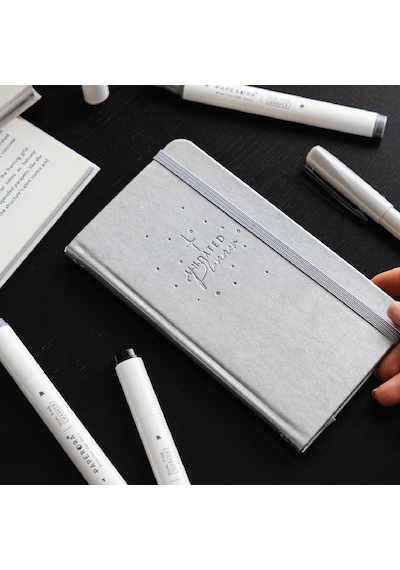 Charmlı Süresiz Haftalık Planlayıcı Cep Ajanda 9x17 Cm Metalik Gümüş Çok Renkli