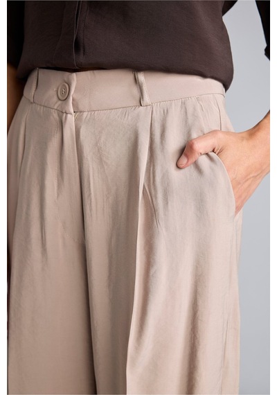 Defacto Wide Leg Cepli Yüksek Bel Geniş Paça Akışkan Pantolon I5523ax26aubg647 Bej-bg647