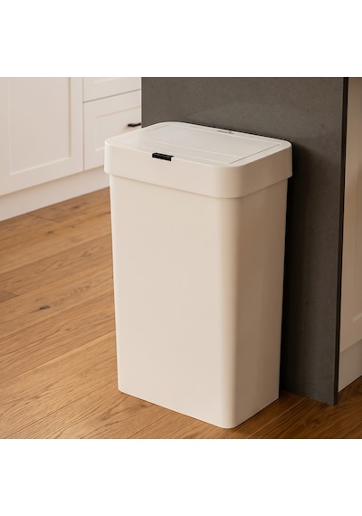 Porsima Me-05 Hareket Sensörlü Sessiz Kapatma Çöp Kutusu Banyo Mutfak Çöp Kovası Kapaklı Banyo Çöp Kovası 2 Adet Aa Pil Beyaz 50lt