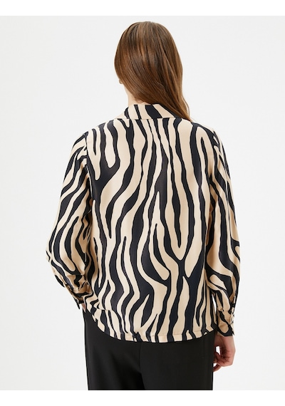 Koton Zebra Desenli Bluz Saten Düğmeli Klasik Yaka Regular Fit Bej Desenli 4sak60036uw 4SAK60036UW0D6