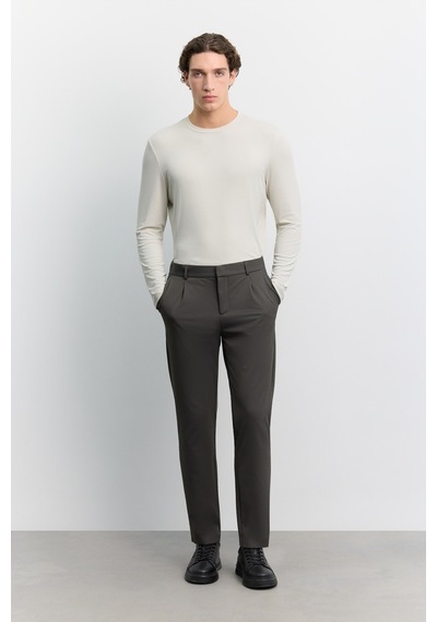 Avva Erkek Antrasit Yanı Lastik Kırışmaz Teknik Kumaş Slim Fit Pantolon A62y3014