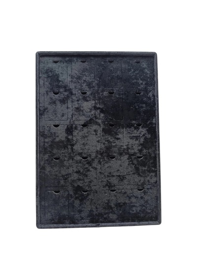 Dikine Süet Kumaş Siyah 34-24 Cm Ayaklı 20 Pedli Kolye Tabla Stand