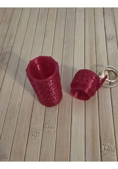 Çiçekli Model Ruj Ve Balım Kutusu Anahtarlık Çanta Charm Kırmızı