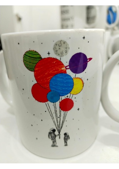 Astronot Gezegen Balon Kupa - Uzay Temalı Renkli Seramik Bardak Hediyesi 325ml Beyaz - Çok Renkli