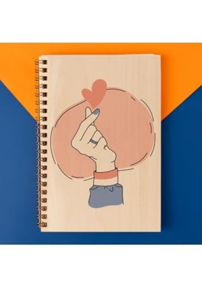 Girl Power Tasarımlı 8 Cm X 12 Cm Ölçülerinde Çizgisiz 48 Yaprak Ahşap Kapaklı Defter Çok Renkli