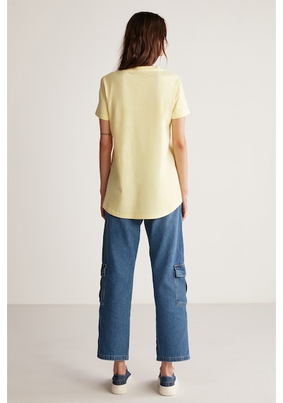 Grimelange Samantha Kadın %100 Organik Pamuklu Comfort Fit Arkası Uzun Basic Örme Açık Sarı T-shirt Açık Sarı