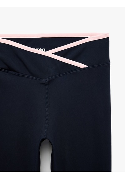 Koton Yüksek Bel Kemer Detaylı Biyeli Slim Fit Spor Tayt Lacivert 7wak40171nk