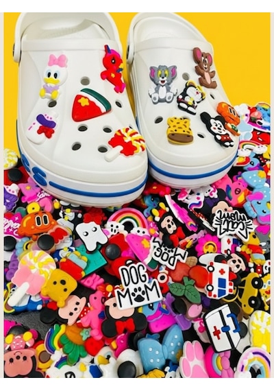 Mucit Home Delikli Crocs Terlik Süsü 1 Adet Tüm Terlikler Uyumlu Karışık-Çok Renkli