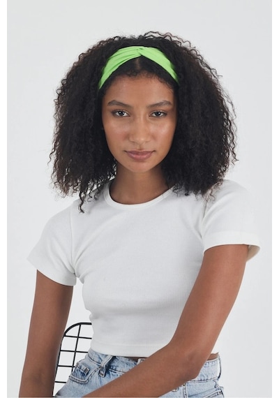 Butikgiz Beyaz Kısa Kol Bisiklet Yaka Vücuda Oturan Kaşkorse Crop + Bandana Set %100 Pamumklu, Esnek Rahat Beyaz-fıstık Yeşili