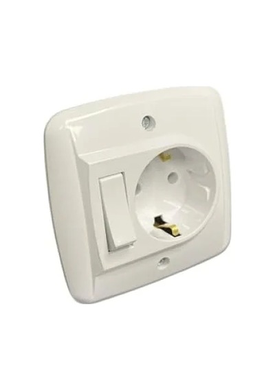 Anahtarlı Topraklı Priz İle Güvenli Banyo Kullanımı 000543