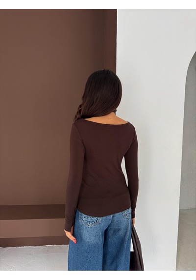 Elaxi Kadın Kayık Yaka Parmak Geçmeli Uzun Kollu Full Likralı Pamuk Viskon Buzzy Body Tişort Kahverengi Elaxi Kadın Kayık Yaka Parmak Geçmeli Uzun Kollu Full Likralı Pamuk Viskon Buzzy Body Tişort Kahverengi