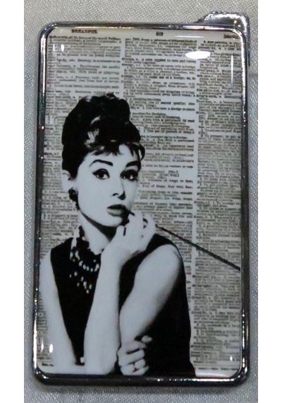 Ofluogluticaret Audrey Hepburn-Zenit Marka Manyotolu Ve Gazlı Çakmak 549517788