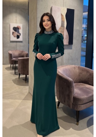 Dorne Moda Taş İşlemeli Yaka Ve Kol Detaylı Uzun Davet Elbisesi Yeşil Yeşil